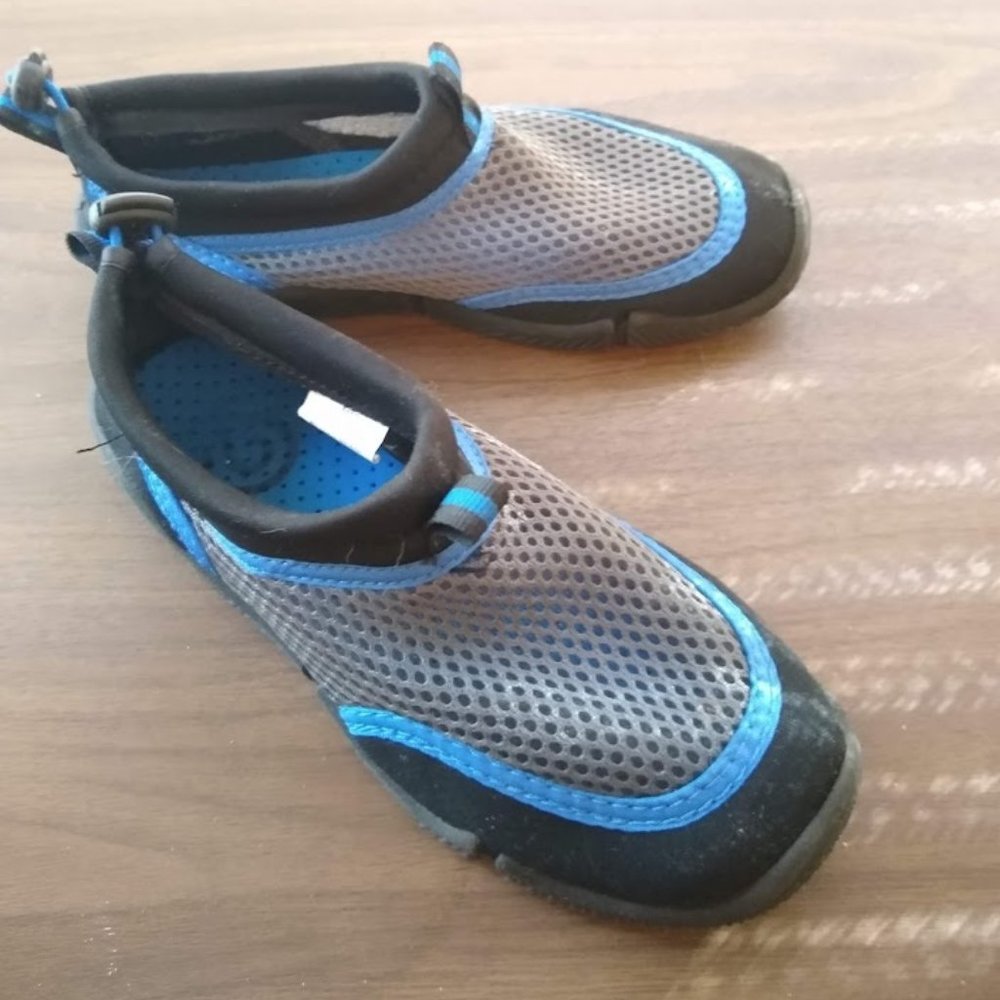 C9 watershoes with mesh top, size 13/ 1